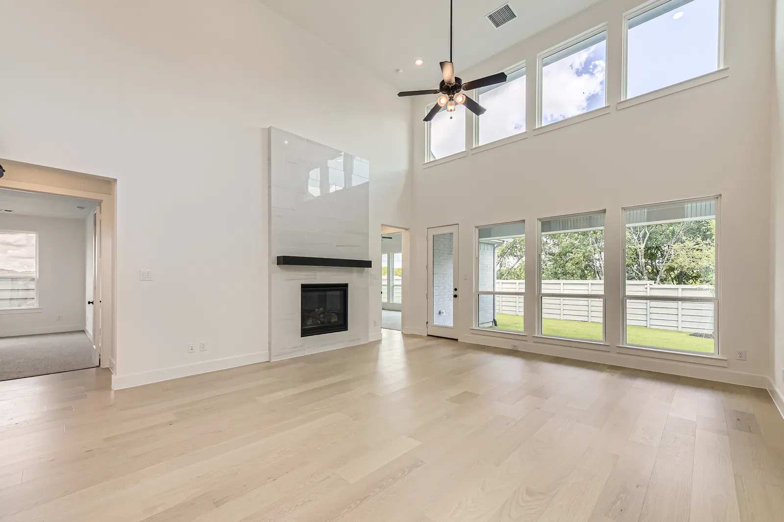 11308-canopy-trl-justin-texas-Living Room